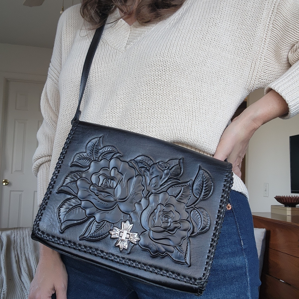 Patricia Nash | Mabilia Leather Flap Crossbody - Picture 2 of 12